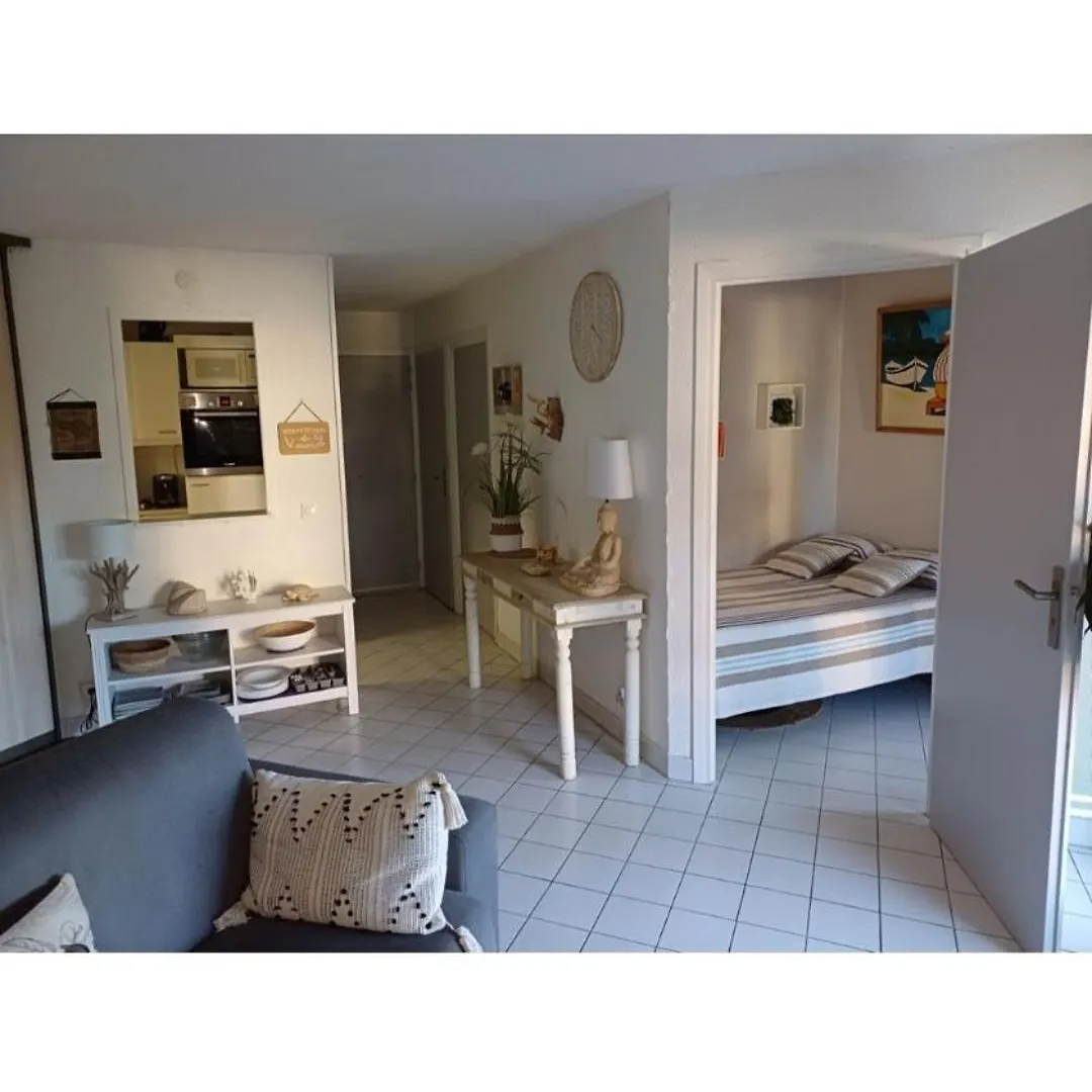 Apartment Location A Frejus Plage France
